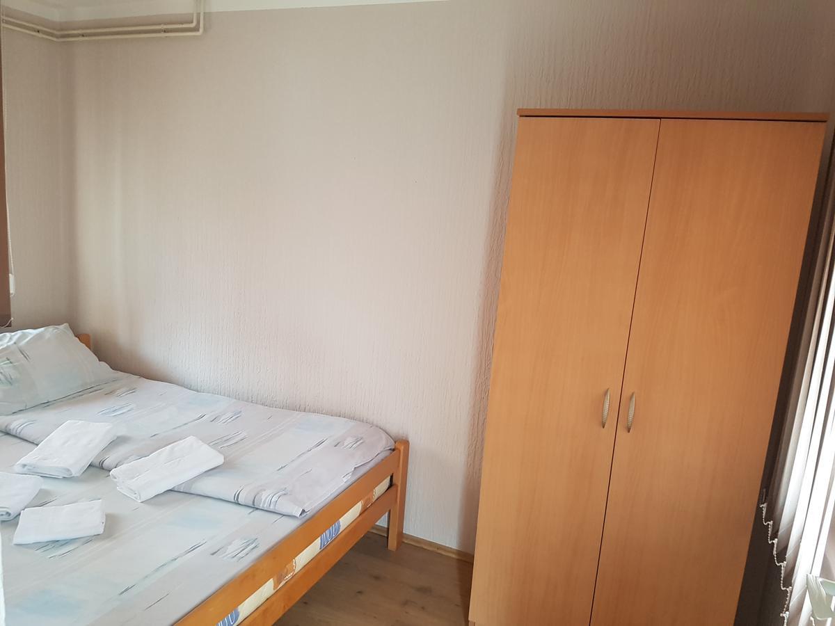 Vodopad Lisine Panzió Strmosten Kültér fotó